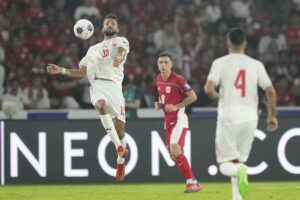Aksi Eliano Reijnders pada laga Timnas Indonesia vs Bahrain di Kualifikasi Piala Dunia 2026 zona Asia (c) AP Photo/Tatan Syuflana