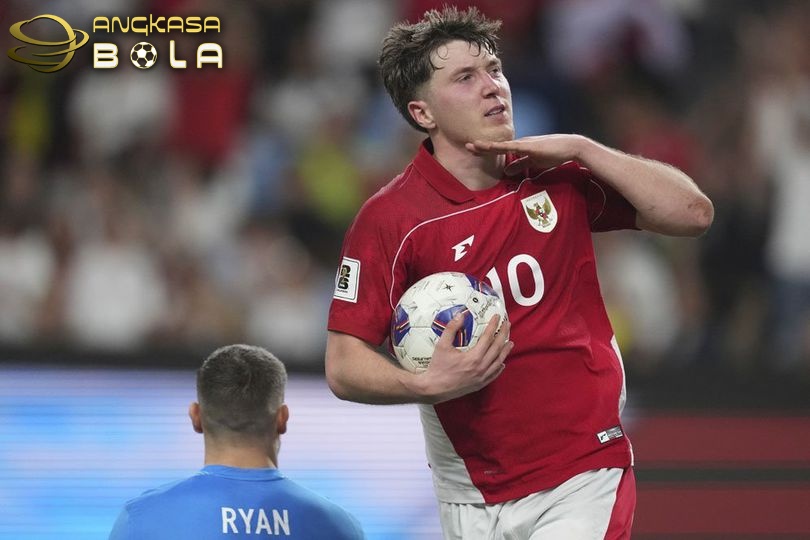 Gol Penalti Ole Romeny Bawa Indonesia Ungguli China